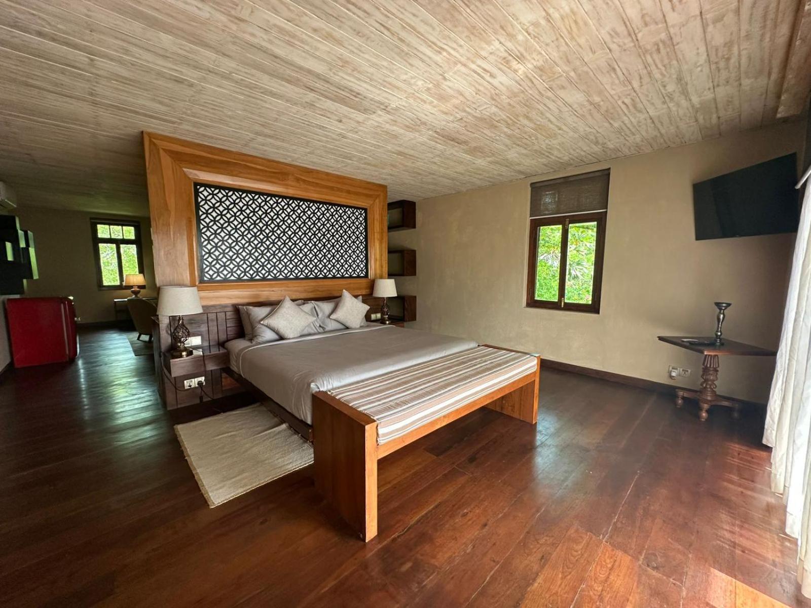 Nikara Luxury Beach House Tissamaharama Exterior photo