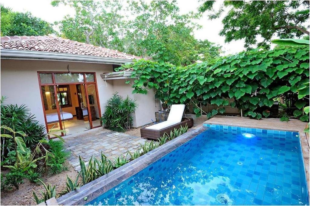 Nikara Luxury Beach House Tissamaharama Exterior photo